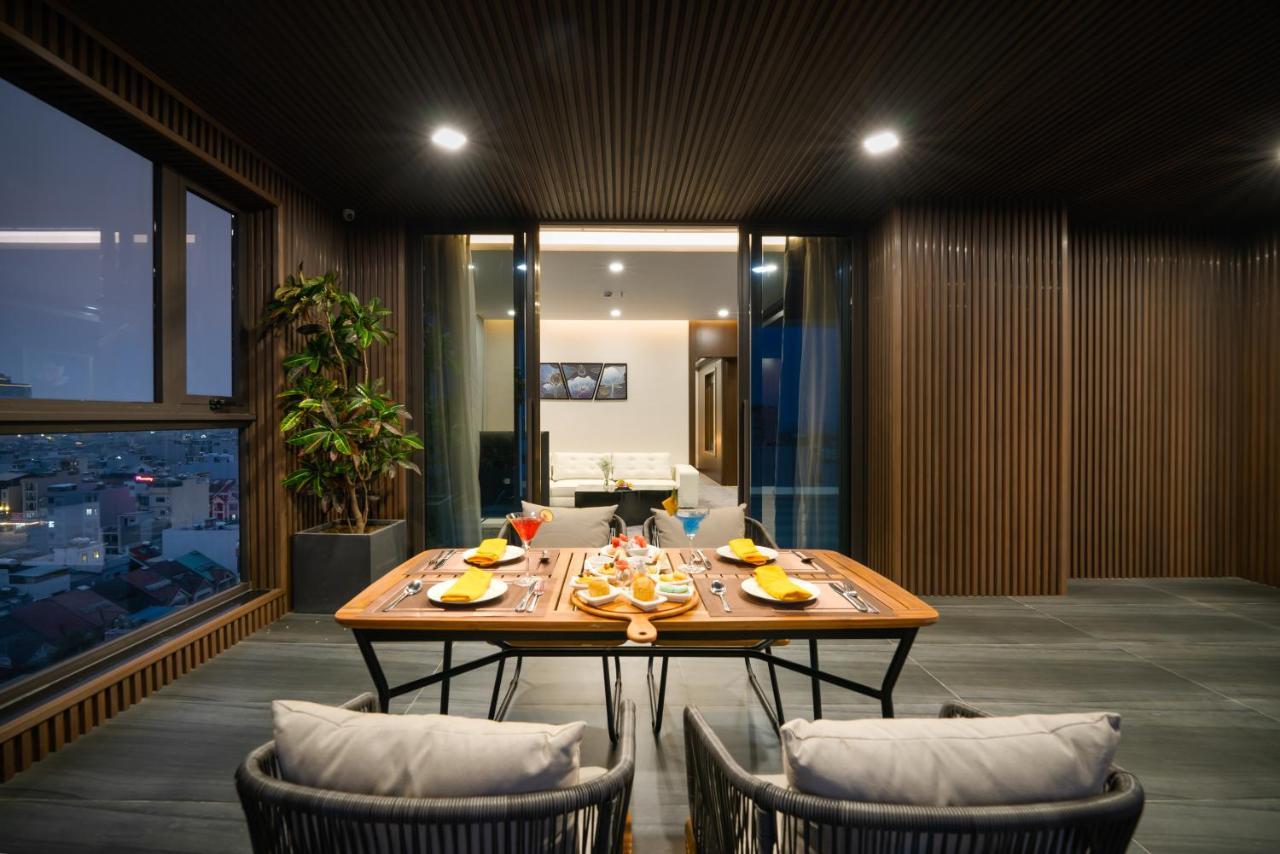 Golden Lotus Grand Da Nang - Panoramic Rooftop Bar & Daily Afternoon Tea Exterior photo
