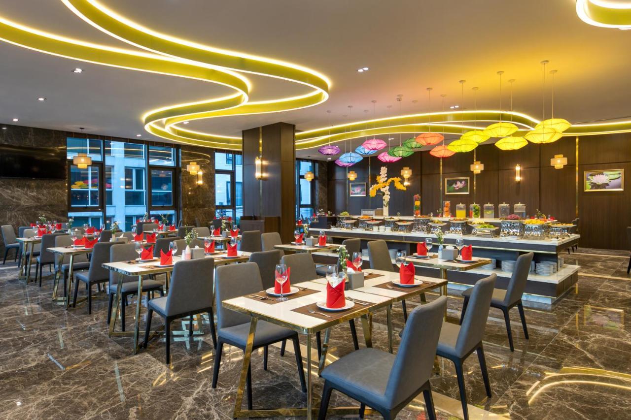 Golden Lotus Grand Da Nang - Panoramic Rooftop Bar & Daily Afternoon Tea Exterior photo