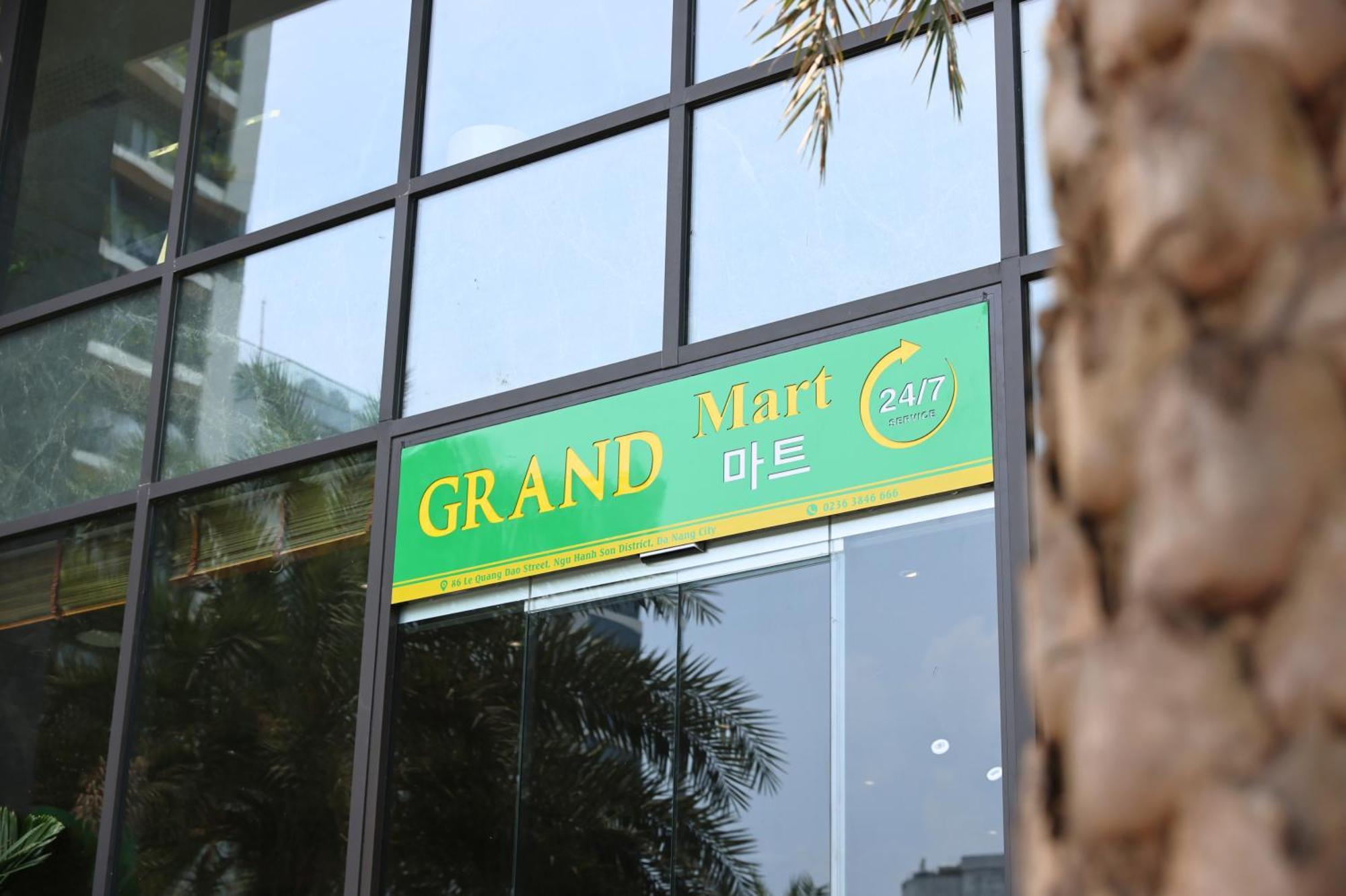 Golden Lotus Grand Da Nang - Panoramic Rooftop Bar & Daily Afternoon Tea Exterior photo
